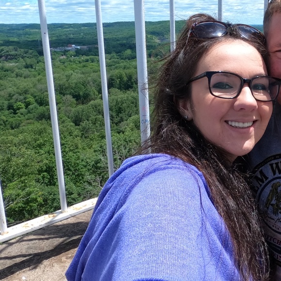 Meet your Posher, Heather - Picture 1 of 1